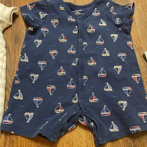 Six Rompers - Picture 5 of 12